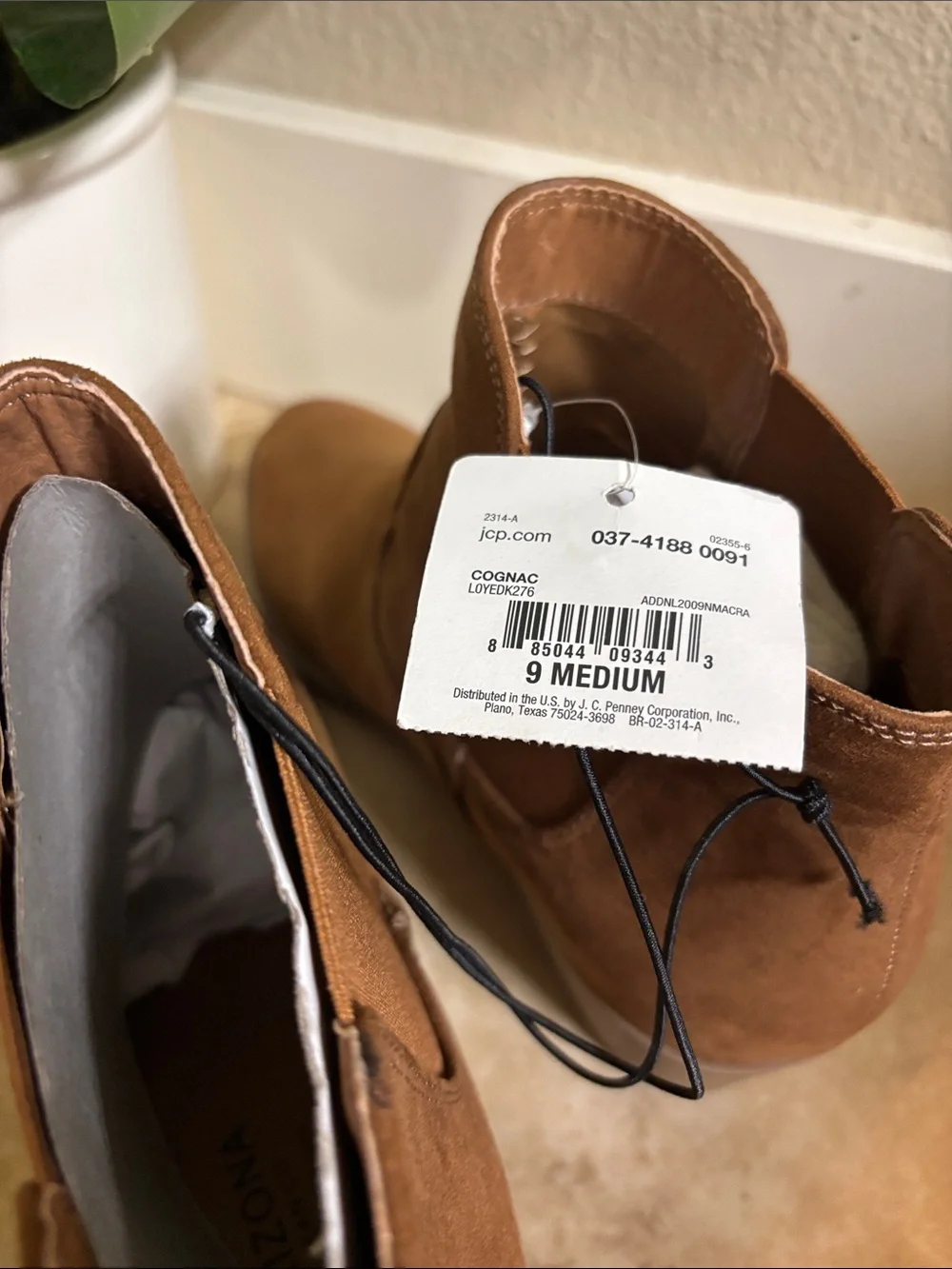 Arizona Jean Company Men's Suede Chukka Boots in Tan Brown